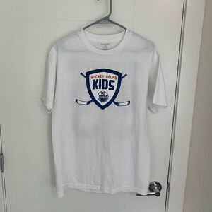 AUTOGRAPHED Edmonton Oilers Nugent-Hopkins T-shirt